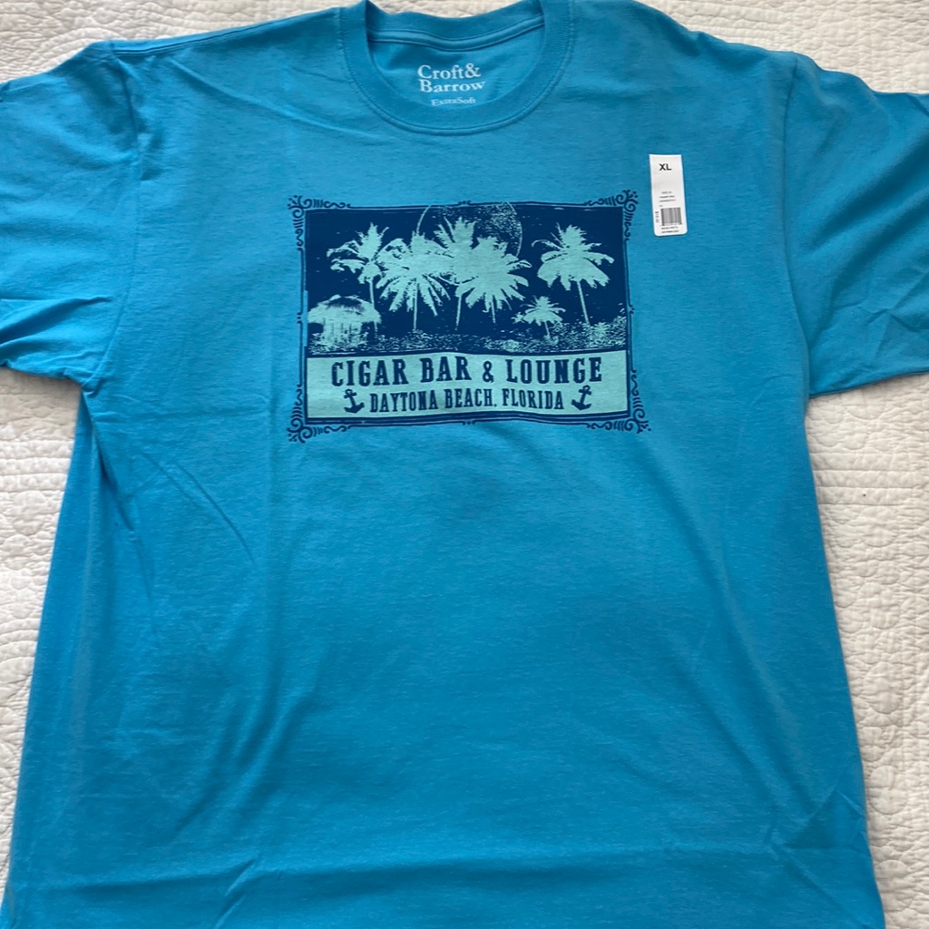 New Cigar Bar  Lounge Daytona Beach Florida Unisex Shirt